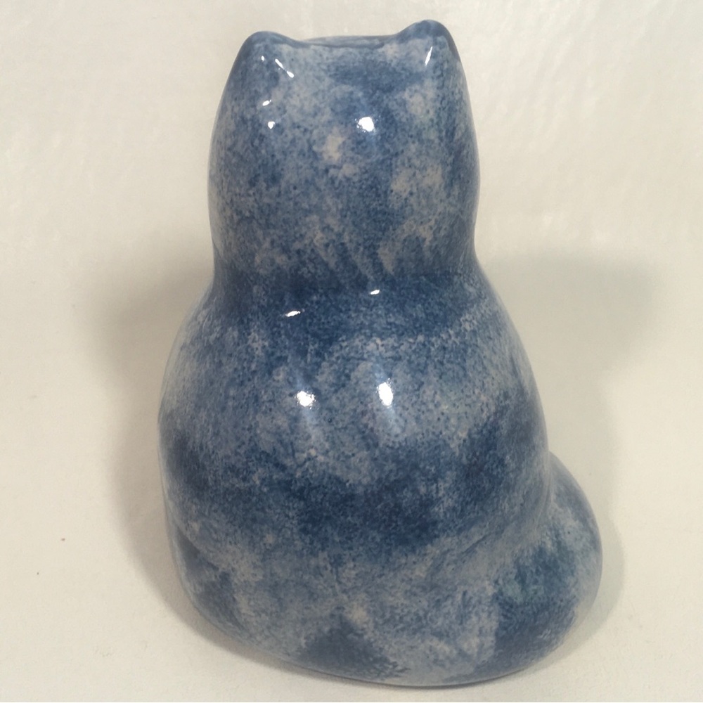 MA Hadley Vintage American Pottery 4.5” Cat Figurine with Bow - Picture 3 of 7